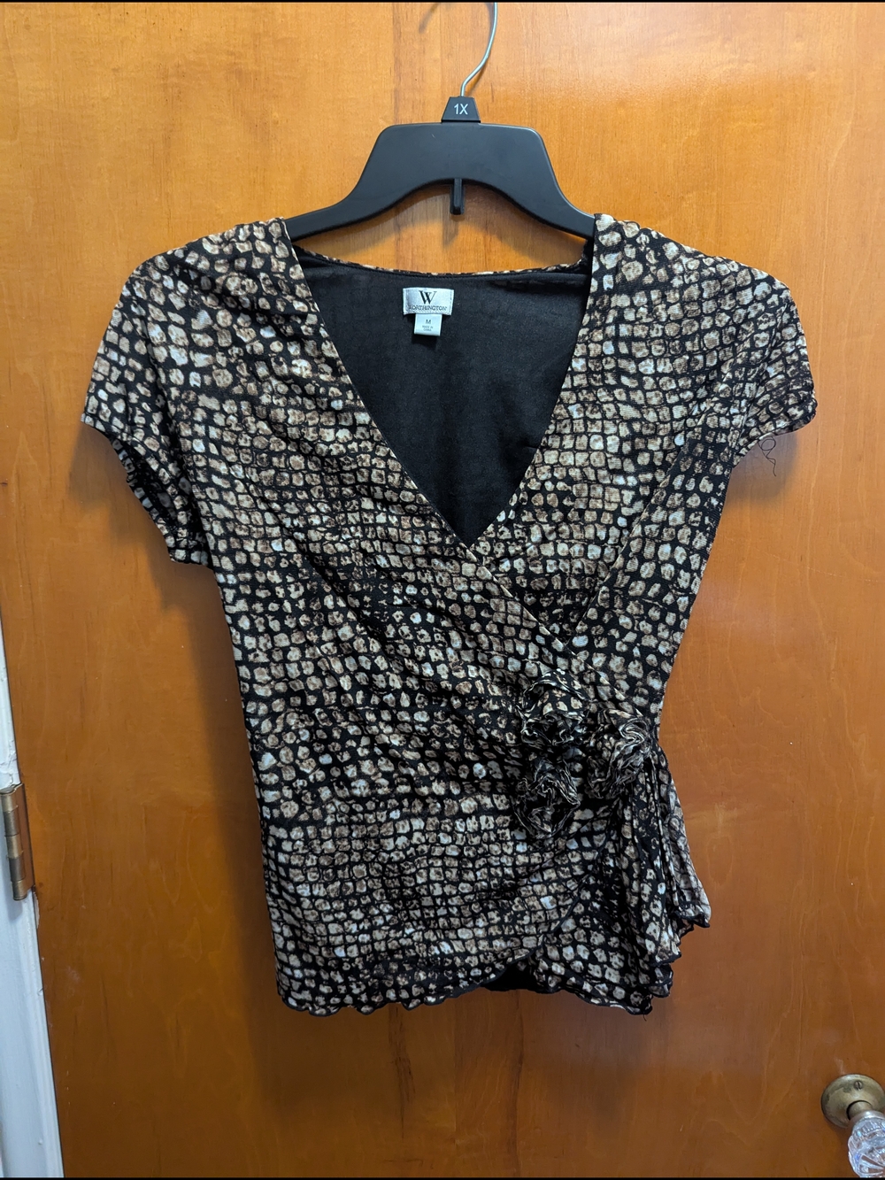 Worthington Black and Tan Faux-Wrap Short Sleeve Blouse